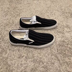 J.CREW VANS WOOL FLANNEL SLIP ON SNEAKERS. size WOMENS 7,5M. NANY/WHITE/RED.